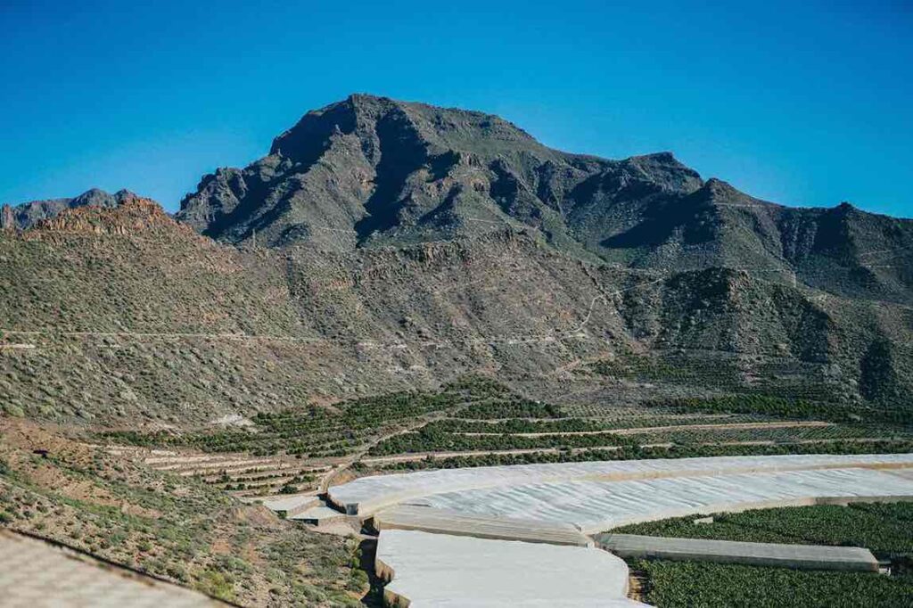 Vistas al Monumento Natural “Caldera del Rey” de la experiencia en tuk tuk