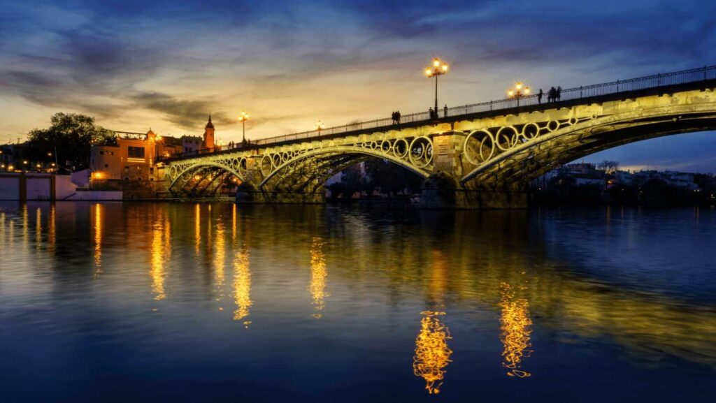 Free-Tour-Sevilla-Noctura- (1)