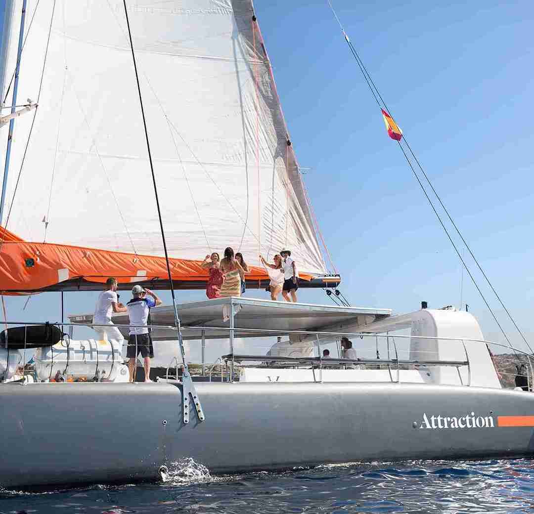 Catamarán por la isla Mallorca