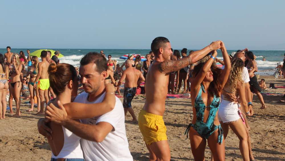 Aprendiendo a bailar en el Caribe