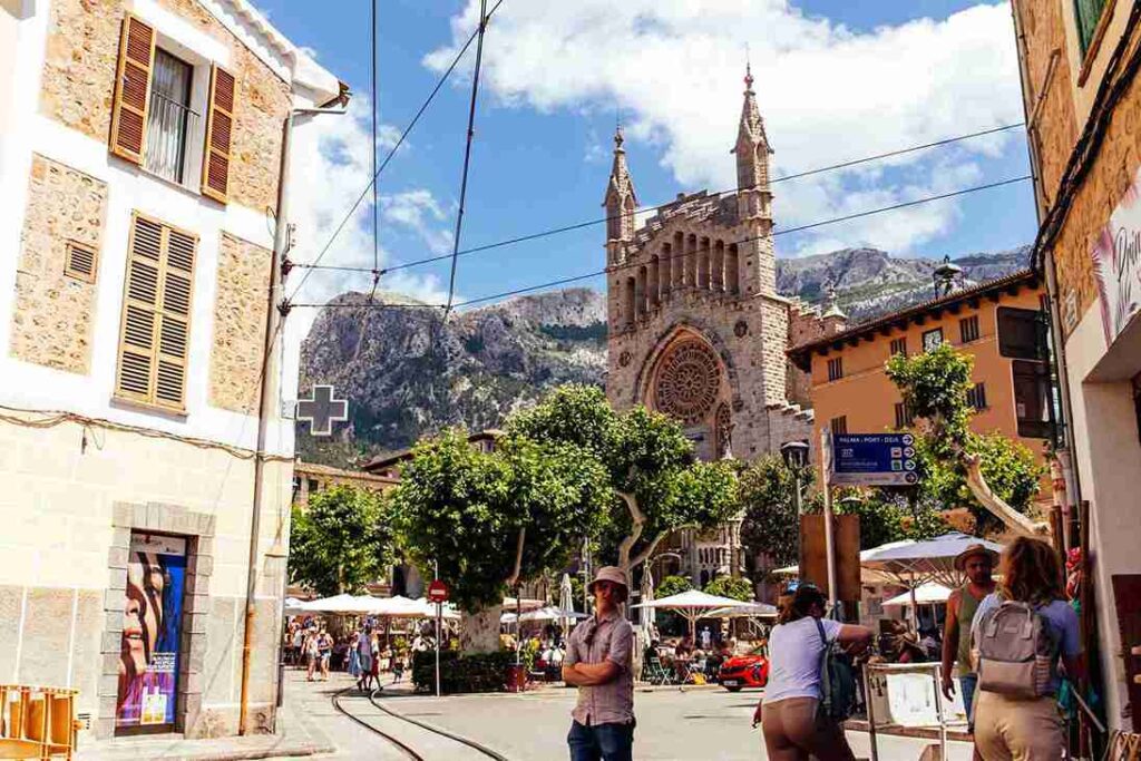 Tour por la Sierra de Tramuntana en la isla de Mallorca