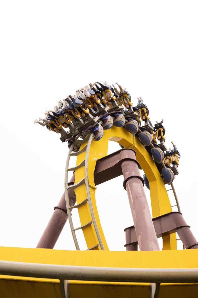 Atracción emocionante para adultos en la Warner